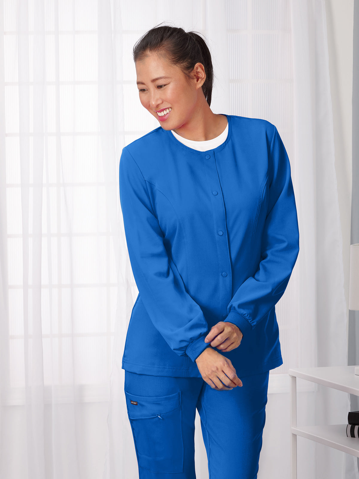 Women's 3-Pocket Snap Front Scrub Jacket