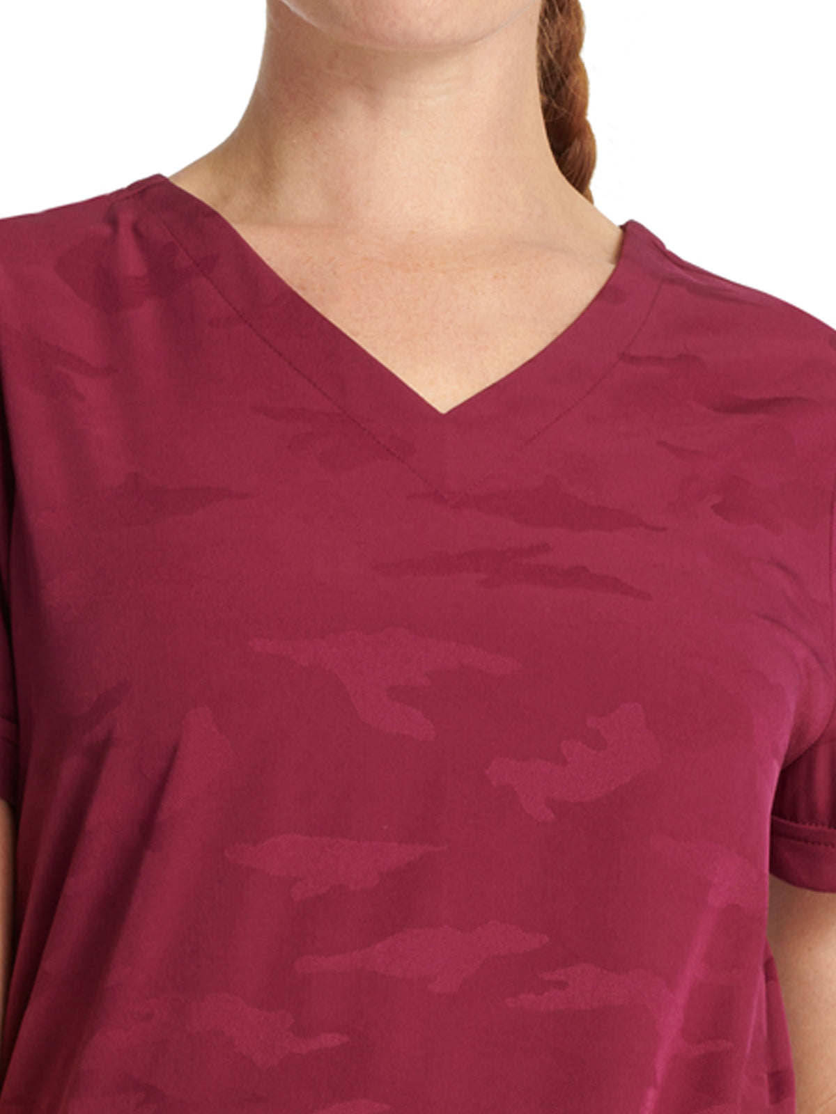 Women's 2-Pocket Joy Curved V-Neck Top