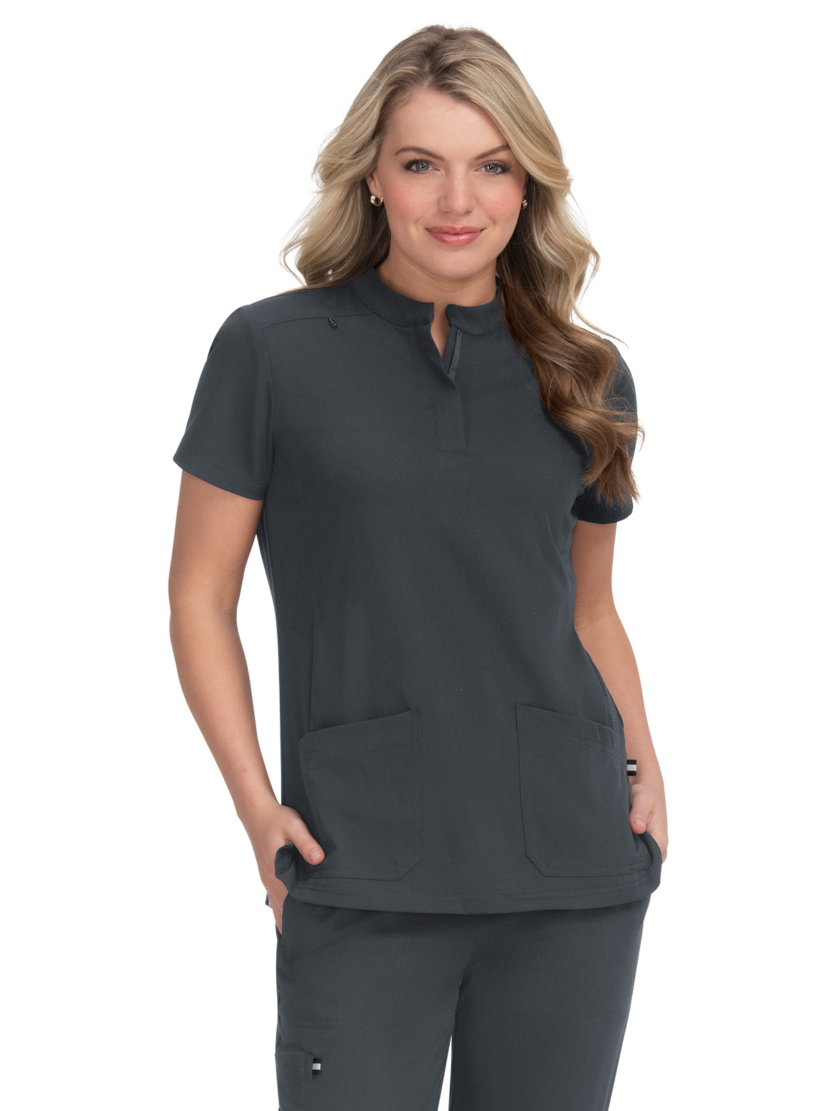 Women's 4-Pocket Zipper-Neck Mandarin Collar Driven Top