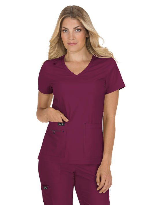 Women's Four-Pocket Stretch V-Neck Becca Top - 373 - Wine