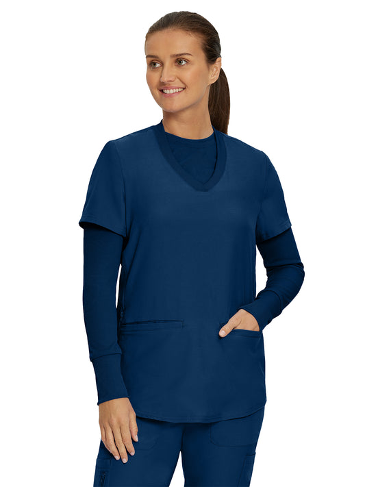 Women's 1-Pocket Long-Sleeve Crew Neck Underscrub Tee