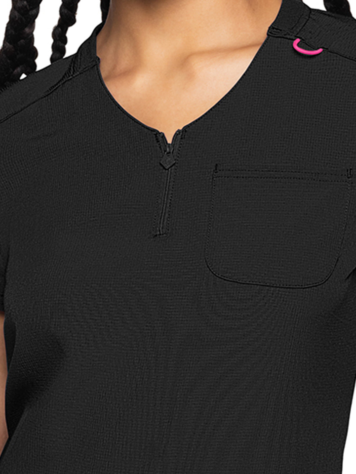 Women's 1-Pocket V-Neck Top