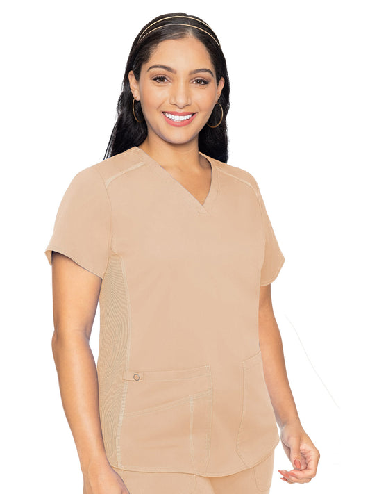 Women's 4-Pocket V-Neck Shirttail Top