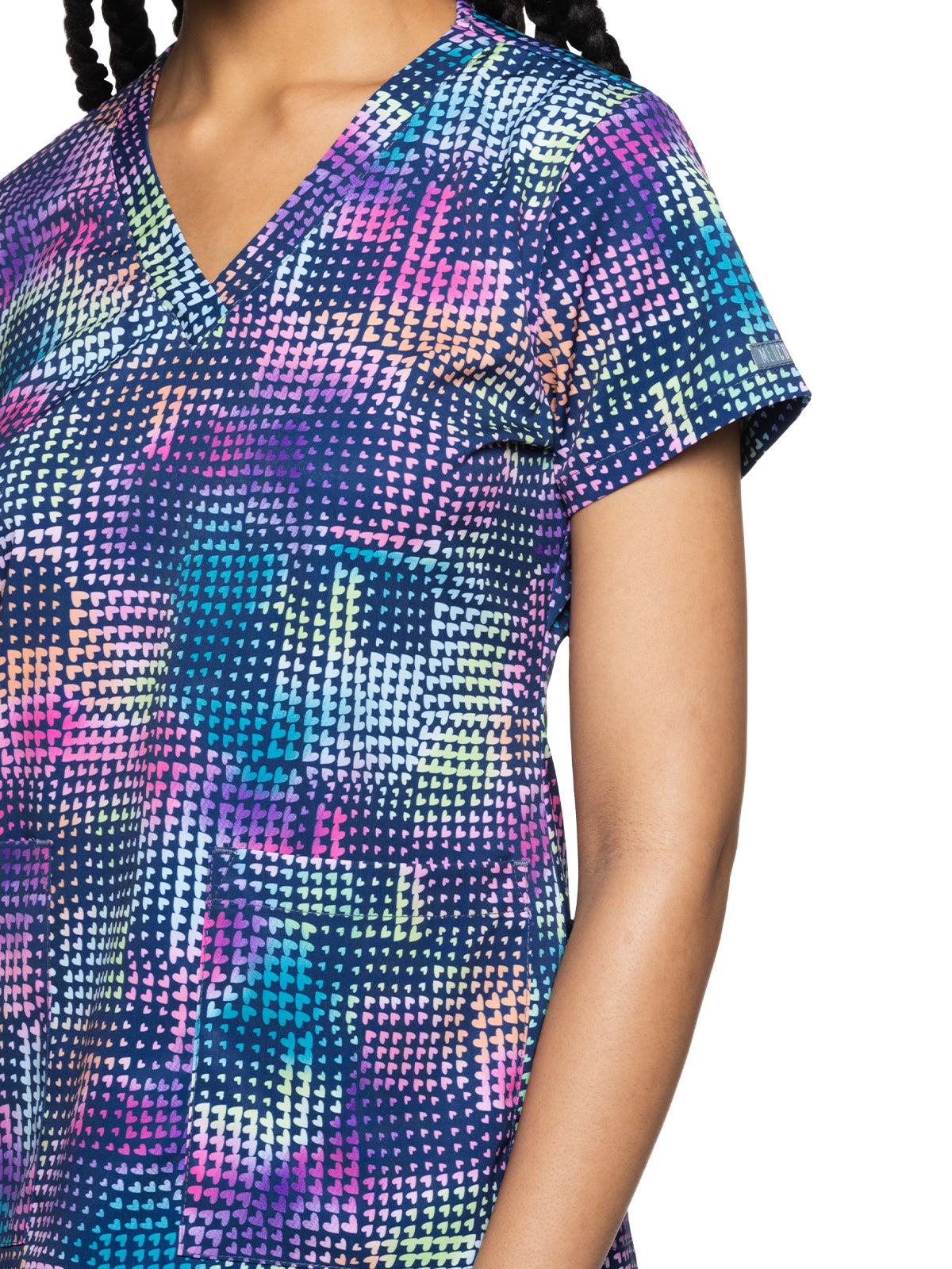 Women's 2-Pocket V-Neck Print Scrub Top