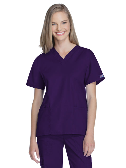 Women's 2-Pocket V-Neck Top