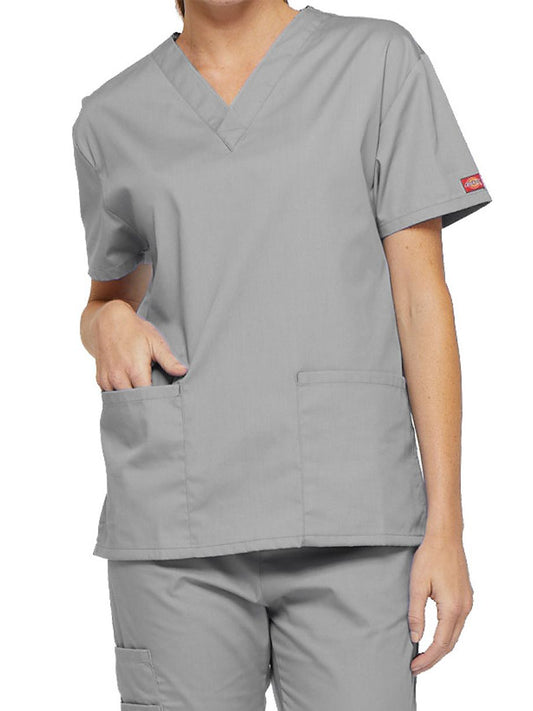 Women's 2-Pocket V-Neck Scrub Top