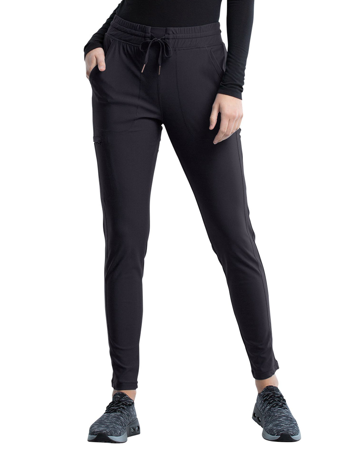 Women's 5 Pocket Tapered Leg Pant