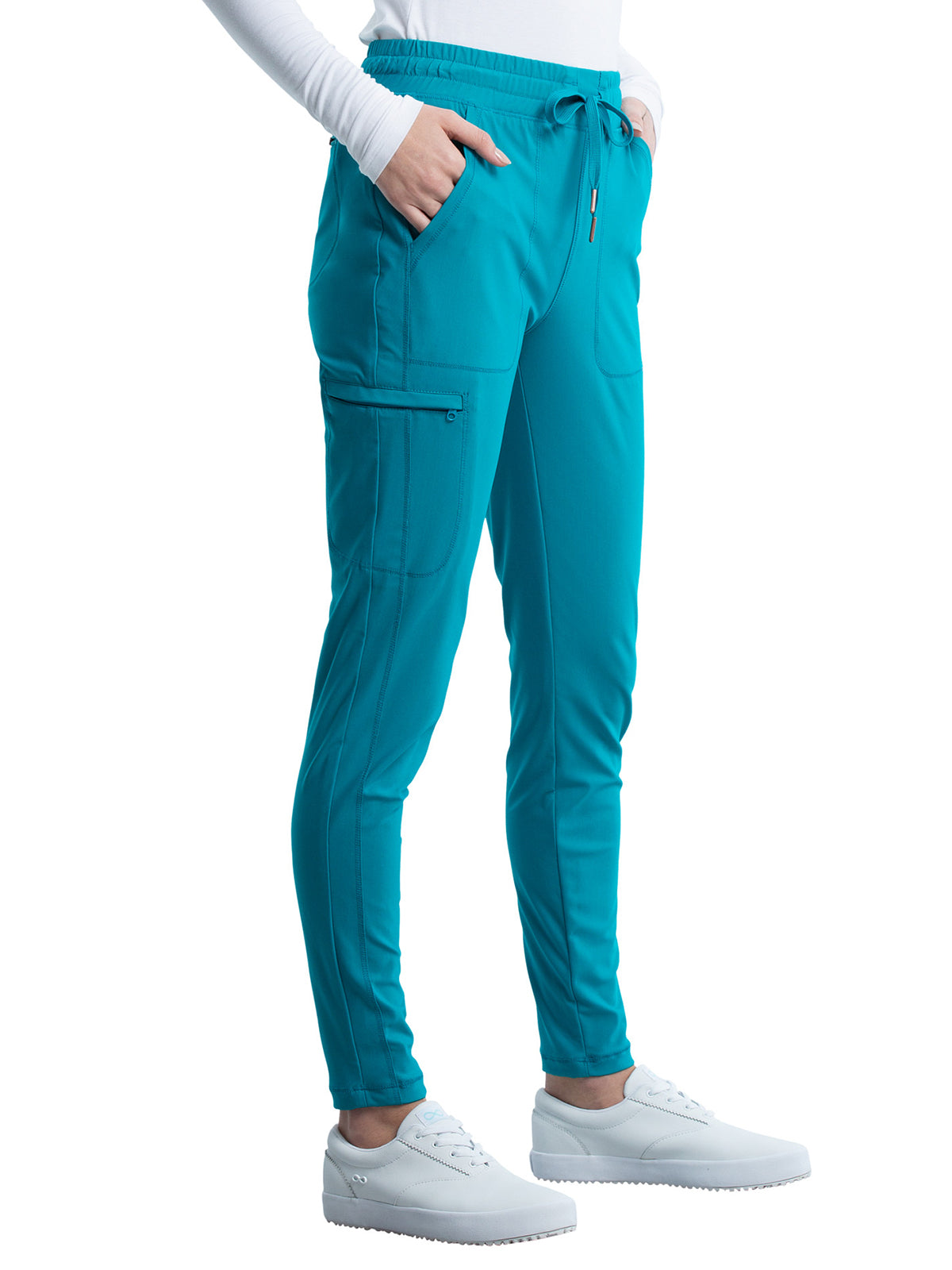 Women's 5 Pocket Tapered Leg Pant