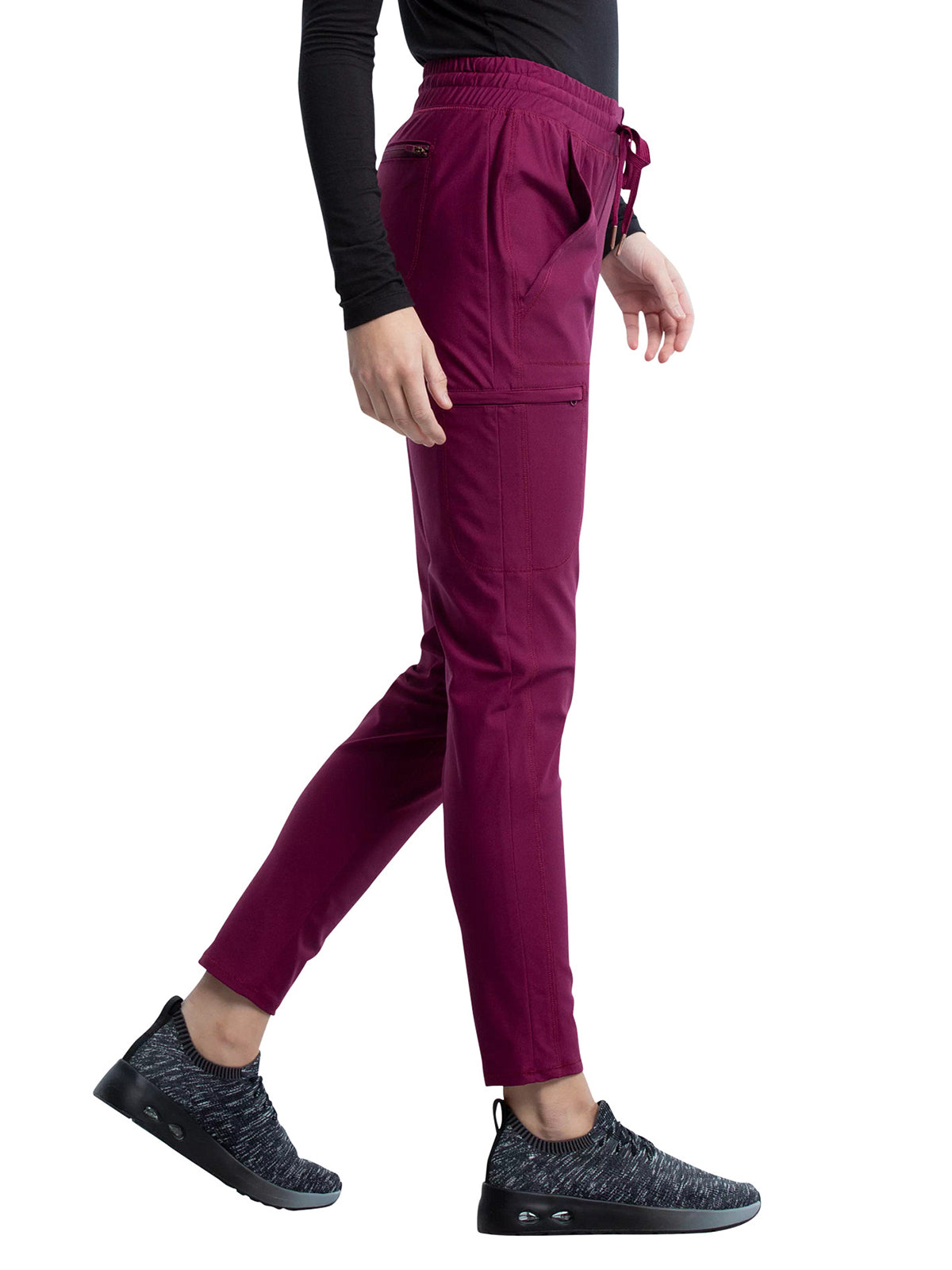 Women's 5 Pocket Tapered Leg Pant