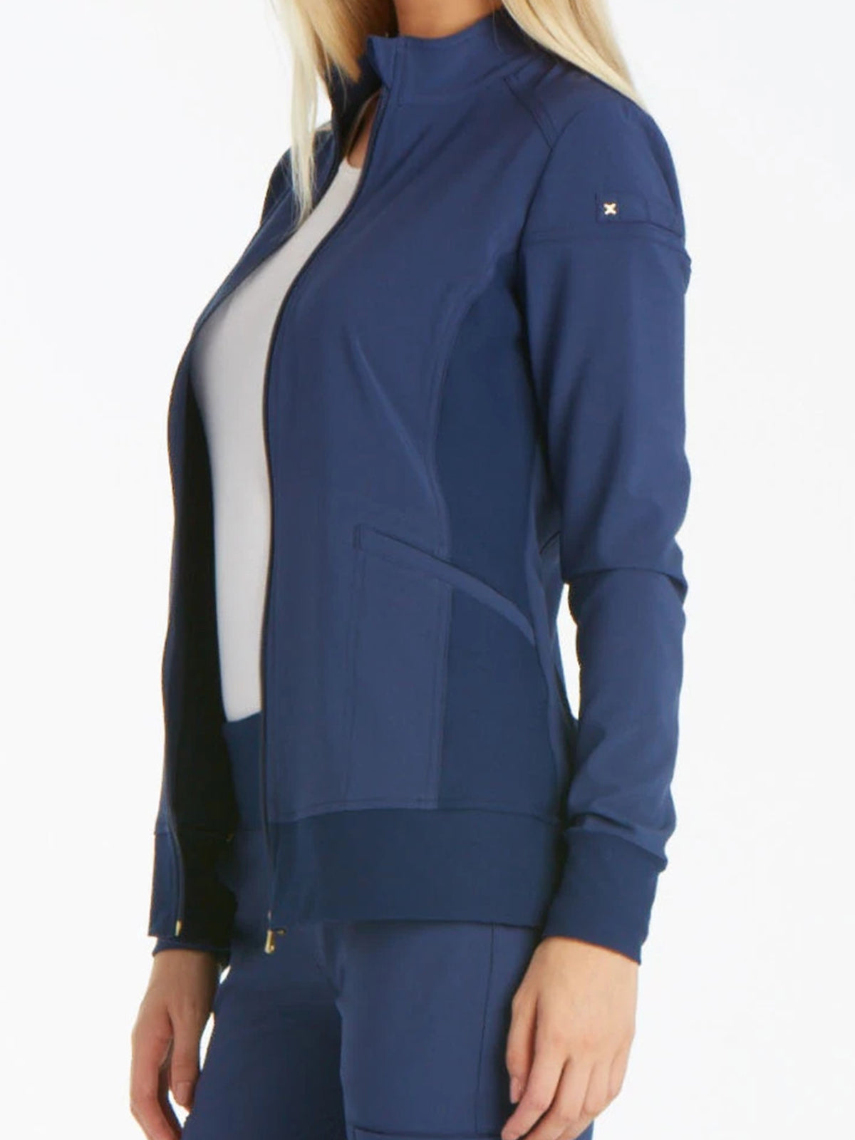 Women's 2 Pocket Zip Front Scrub Jacket