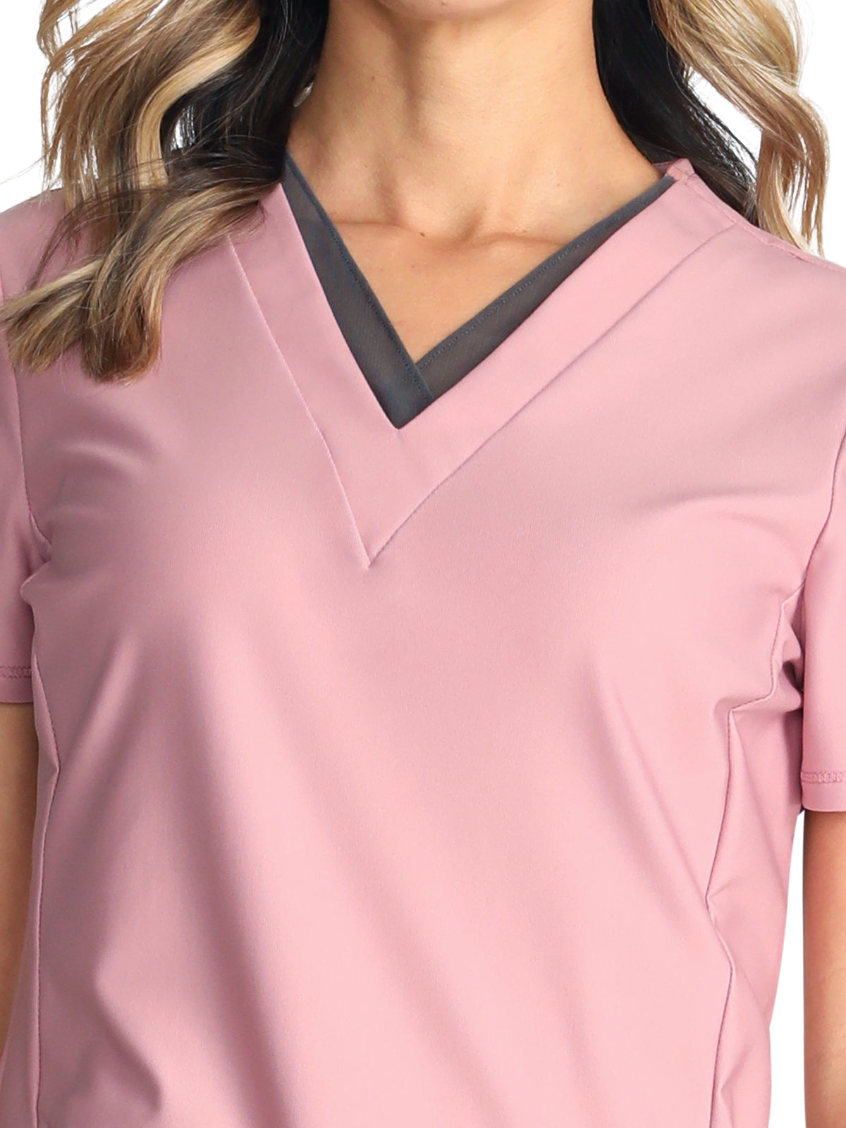 Women's 2-Pocket Contemporary V-Neck Top