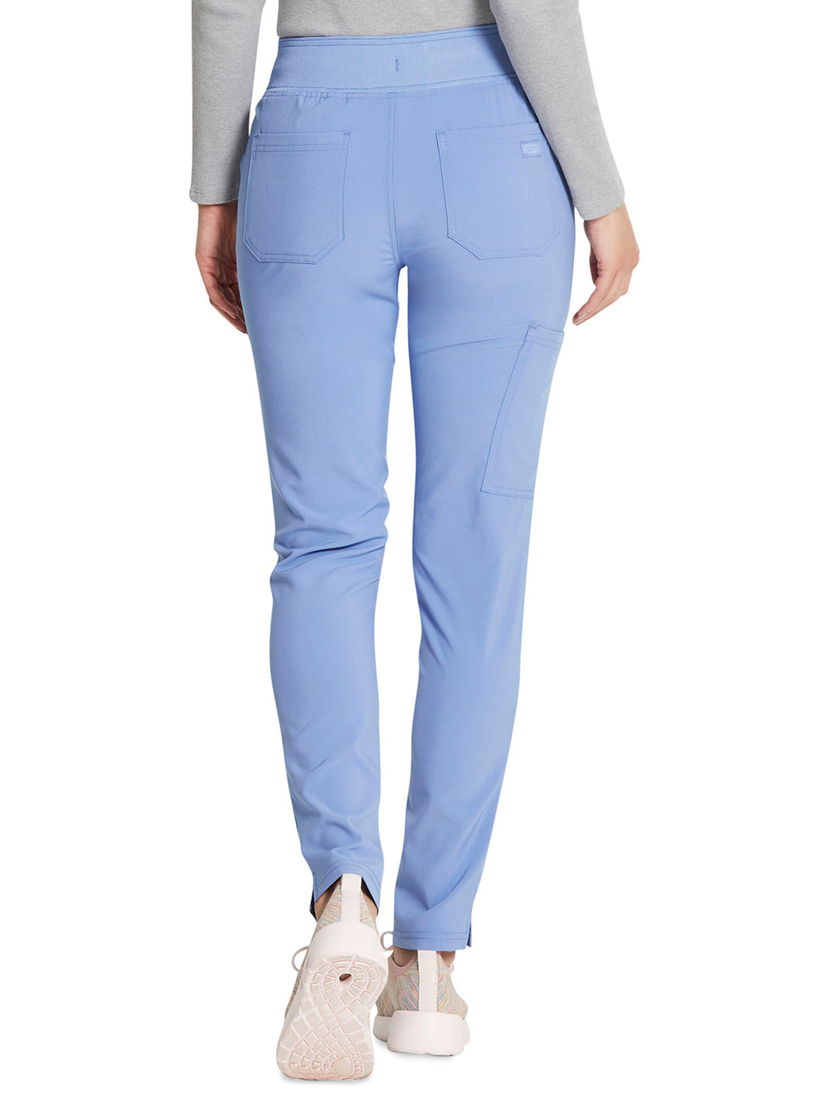 Women's 5-Pocket Mid Rise Tapered Leg Pant