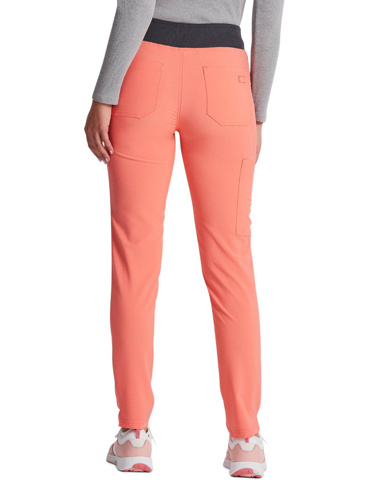 Women's 5-Pocket Mid Rise Tapered Leg Pant