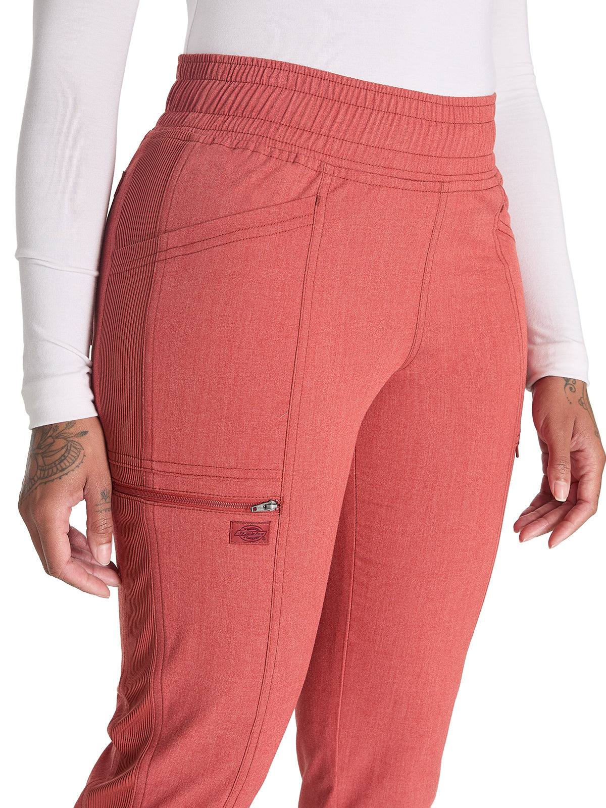 Women's Mid Rise Jogger Pant