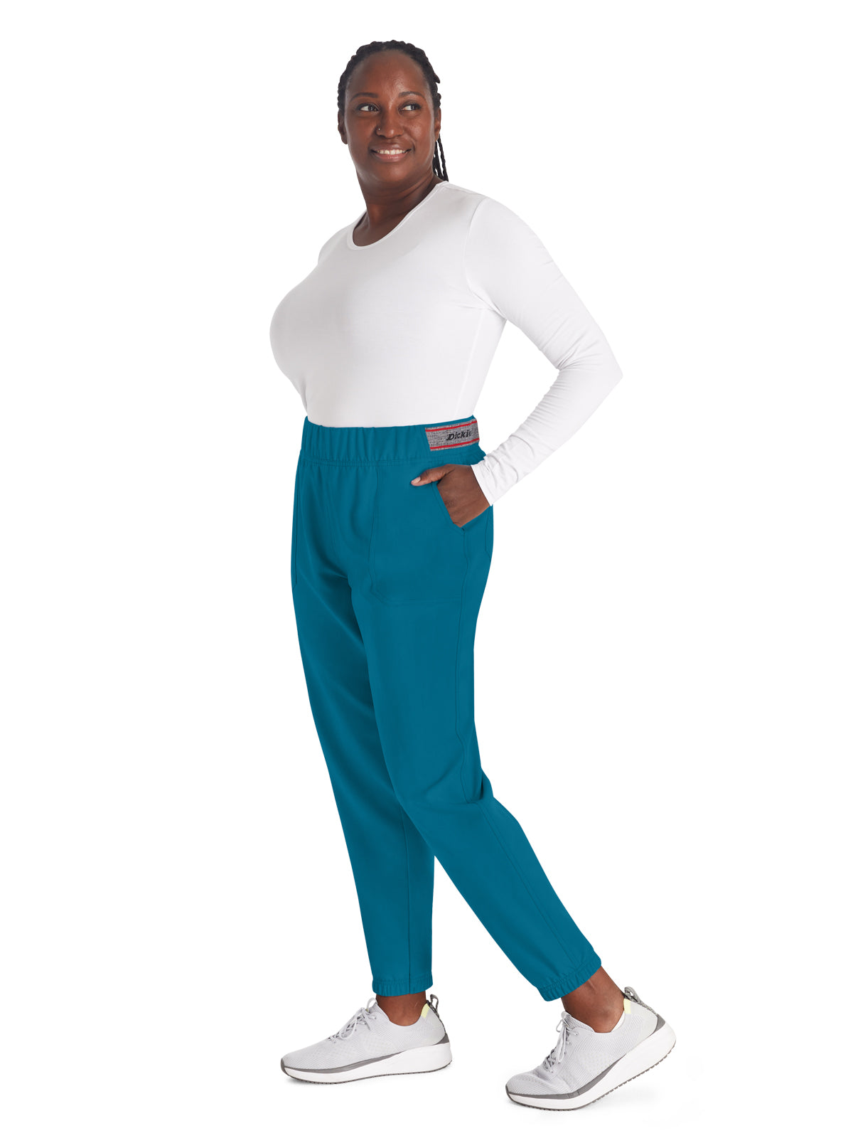 Women's 5-Pocket Tapered Leg Pant