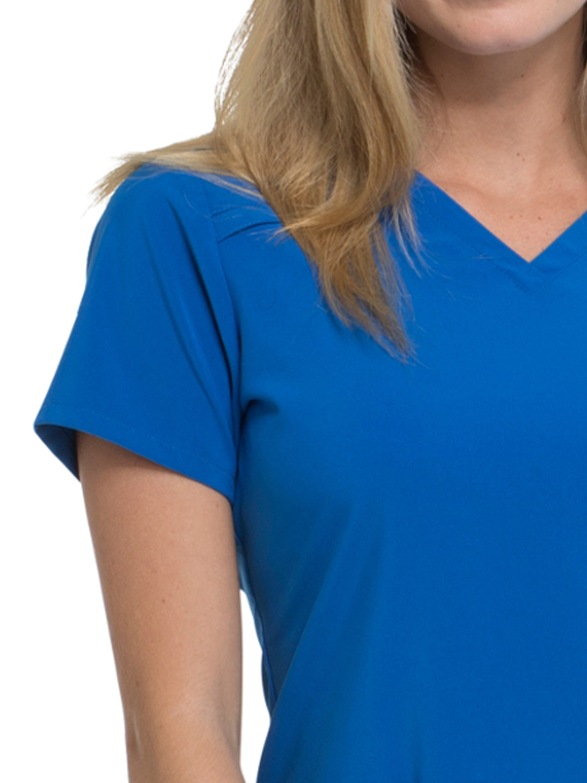 Women's 2-Pocket Contemporary V-Neck Top