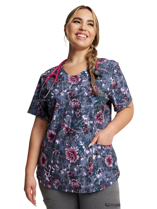 Women's 2-Pocket V-Neck Print Scrub Top