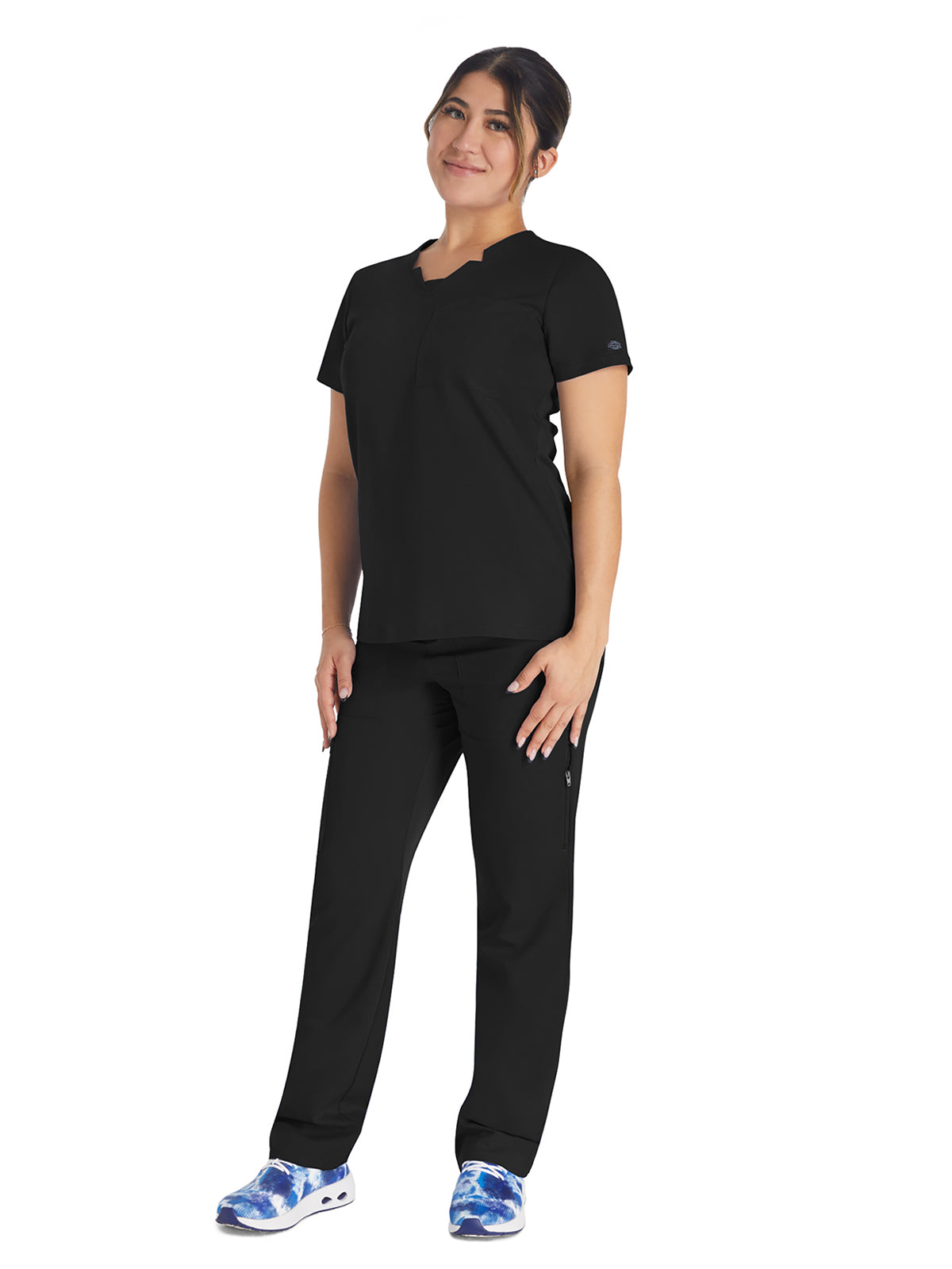 Women's 2-Pocket Notched V-Neck Top