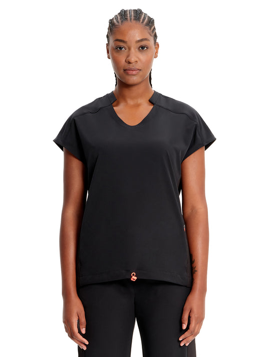 Women's 2-Pocket V-Neck Top