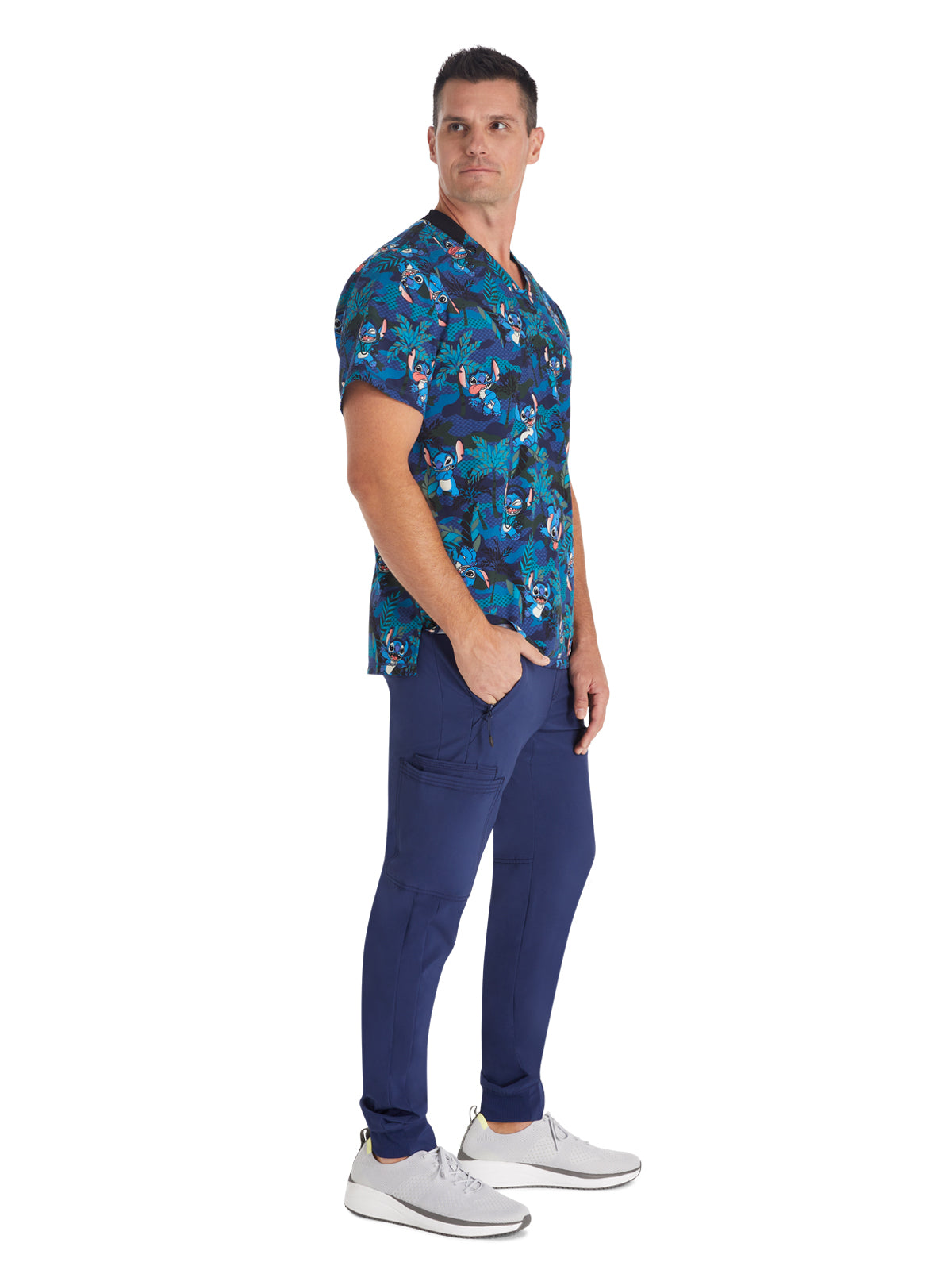 Men's 1-Pocket V-Neck Print Scrub Top